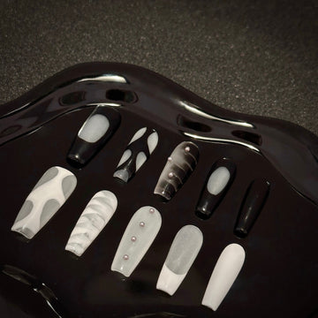 Monochrome Allure（A/B Color)